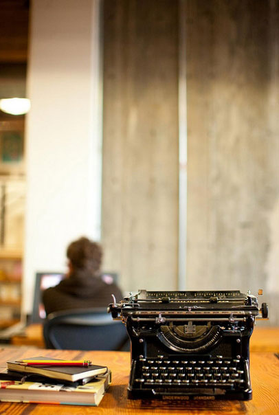 低成本Parliament工作室