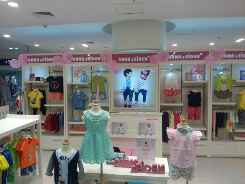安娜爱登童装