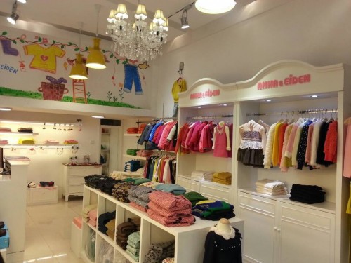 安娜爱登童装