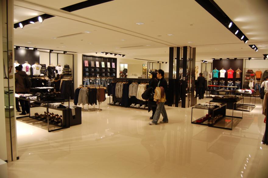 zara服装店