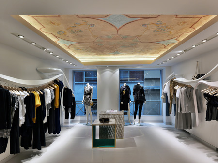 斯苔拉麦卡特尼米兰专卖店