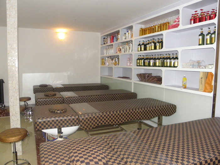 千纤丝语美发店