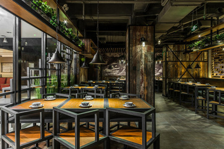 布衣寒舍特色美食餐厅