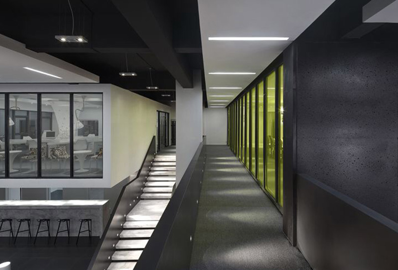 海鸟服装设计办公室