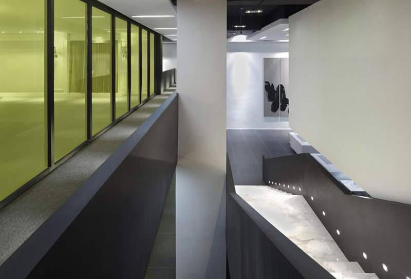 海鸟服装设计办公室